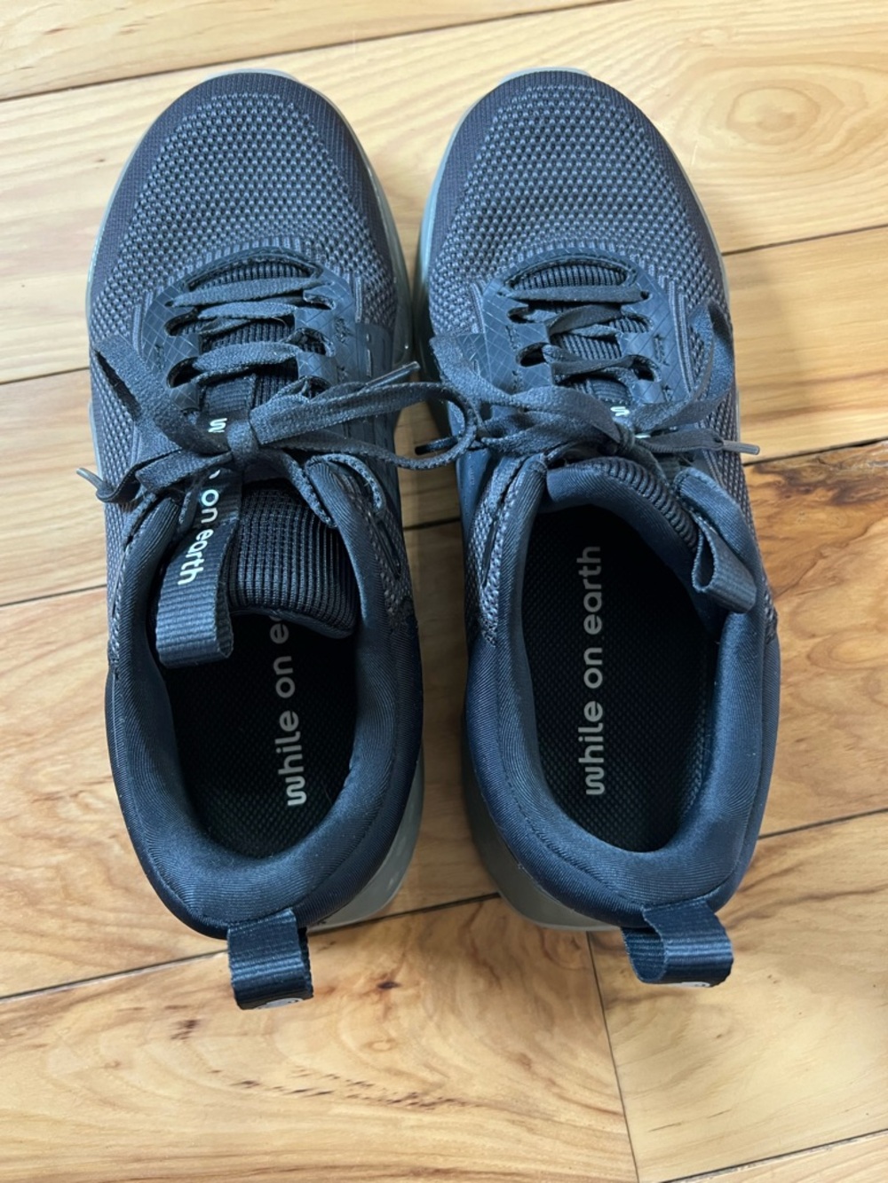 New While On Earth Shoes - Picture 3 of 4
